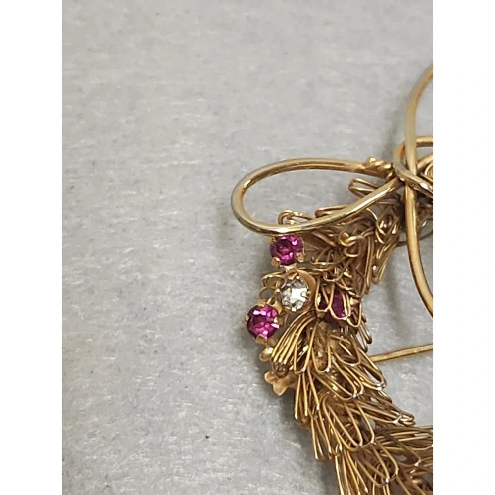 Vintage Christmas Wreath Brooch